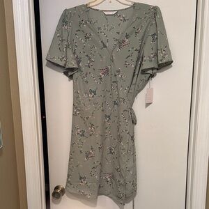 LC Lauren Conrad Green Fleurs Modern Wrap Mini Dress